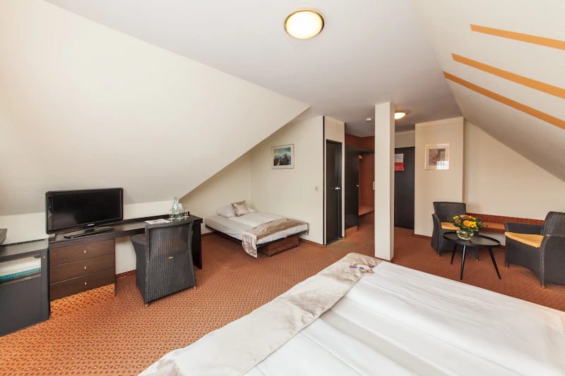 Komfort Zimmer für 3 - Novum Hotel Strohgäu Korntal
